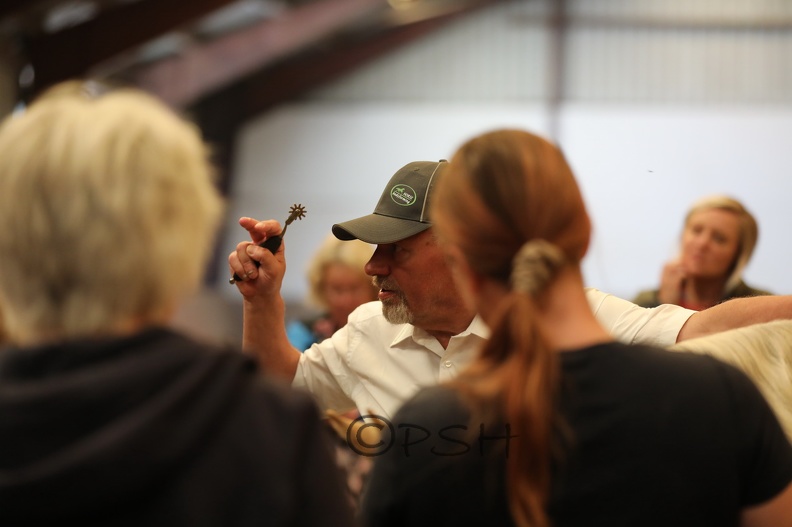 20230910232340-f8d663d2-me